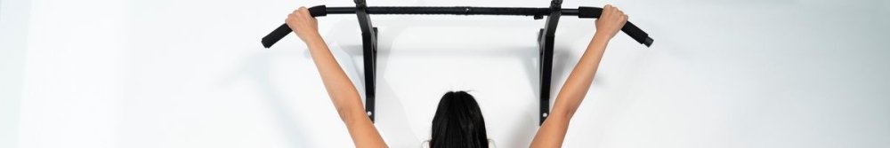 How Long Can the Average Person Hang From a Bar? - Fittux